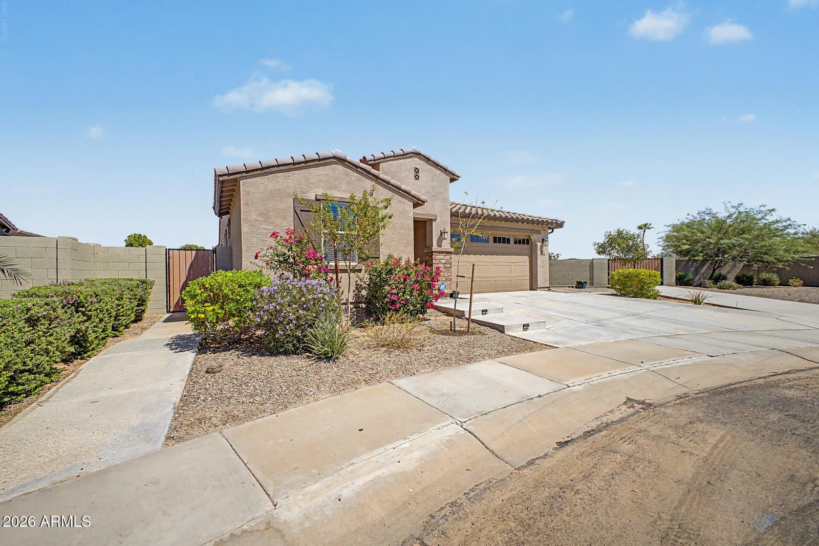 496 E Diamond Drive, Casa Grande, AZ 85122 — photo 3 of 41