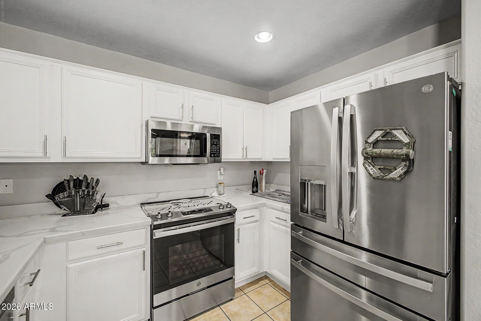 9135 W Cordes Road, Tolleson, AZ 85353 — photo 14 of 48