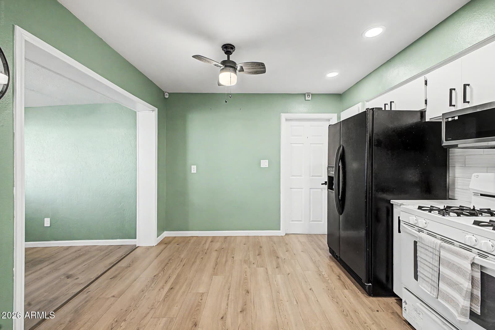 2045 W Cholla Street, Phoenix, AZ 85029 — photo 12 of 23
