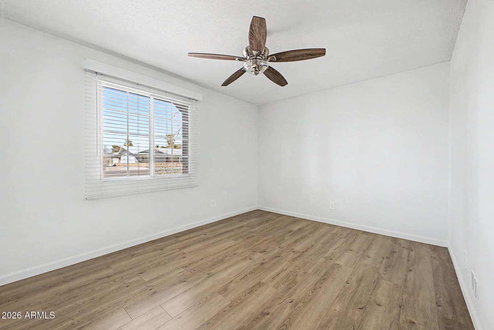 2045 W Cholla Street, Phoenix, AZ 85029 — photo 17 of 23