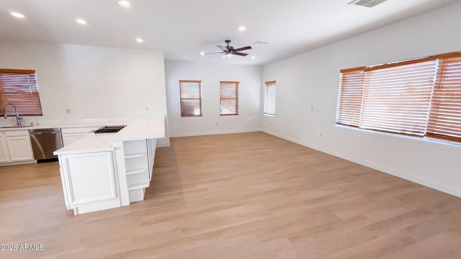 51340 W Iver Road, Aguila, AZ 85320 — photo 14 of 65