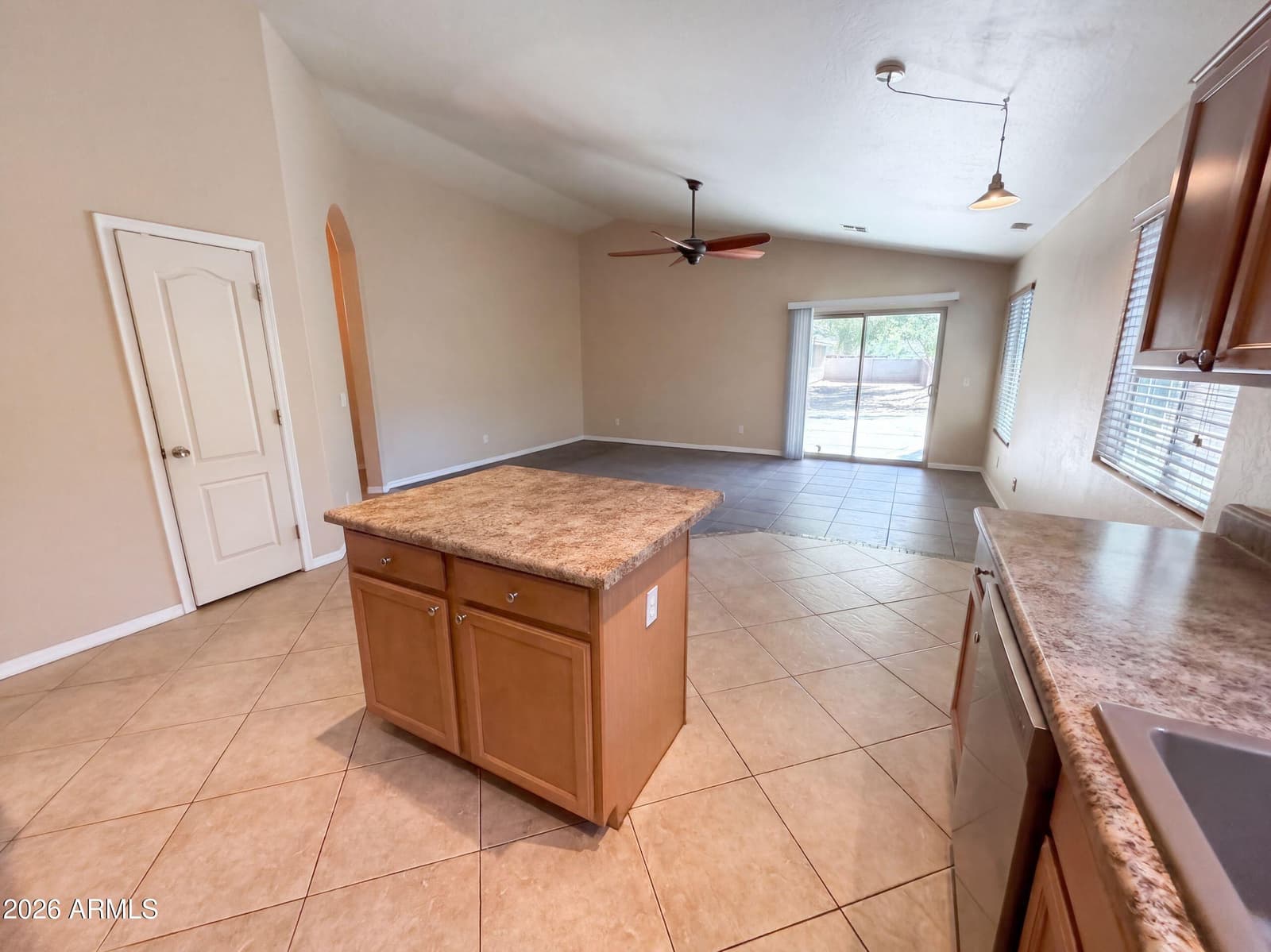 831 N Robson, Mesa, AZ 85201 — photo 6 of 25