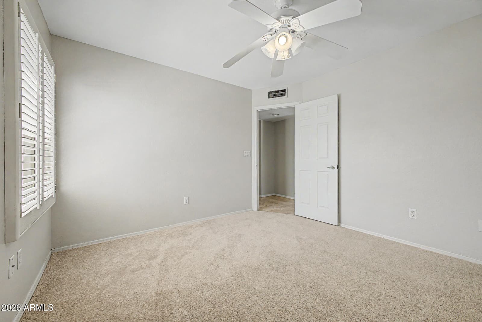 130 E Campo Bello Drive, Phoenix, AZ 85022 — photo 17 of 31