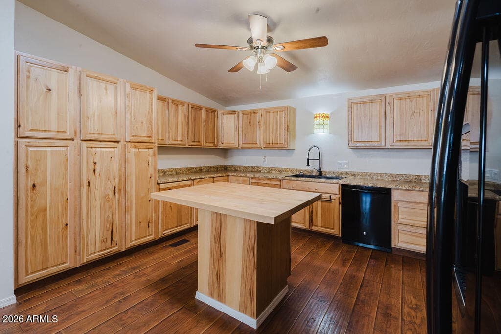 2233 E Behrend Drive 220, Phoenix, AZ 85024 — photo 14 of 36