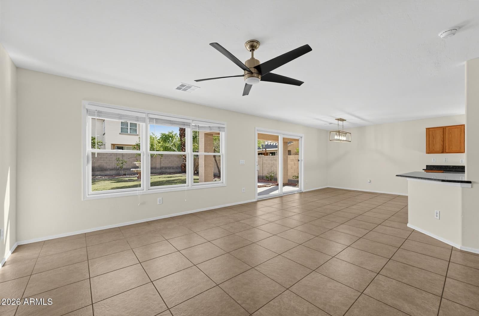 2321 E Chanute Pass, Phoenix, AZ 85040 — photo 6 of 24