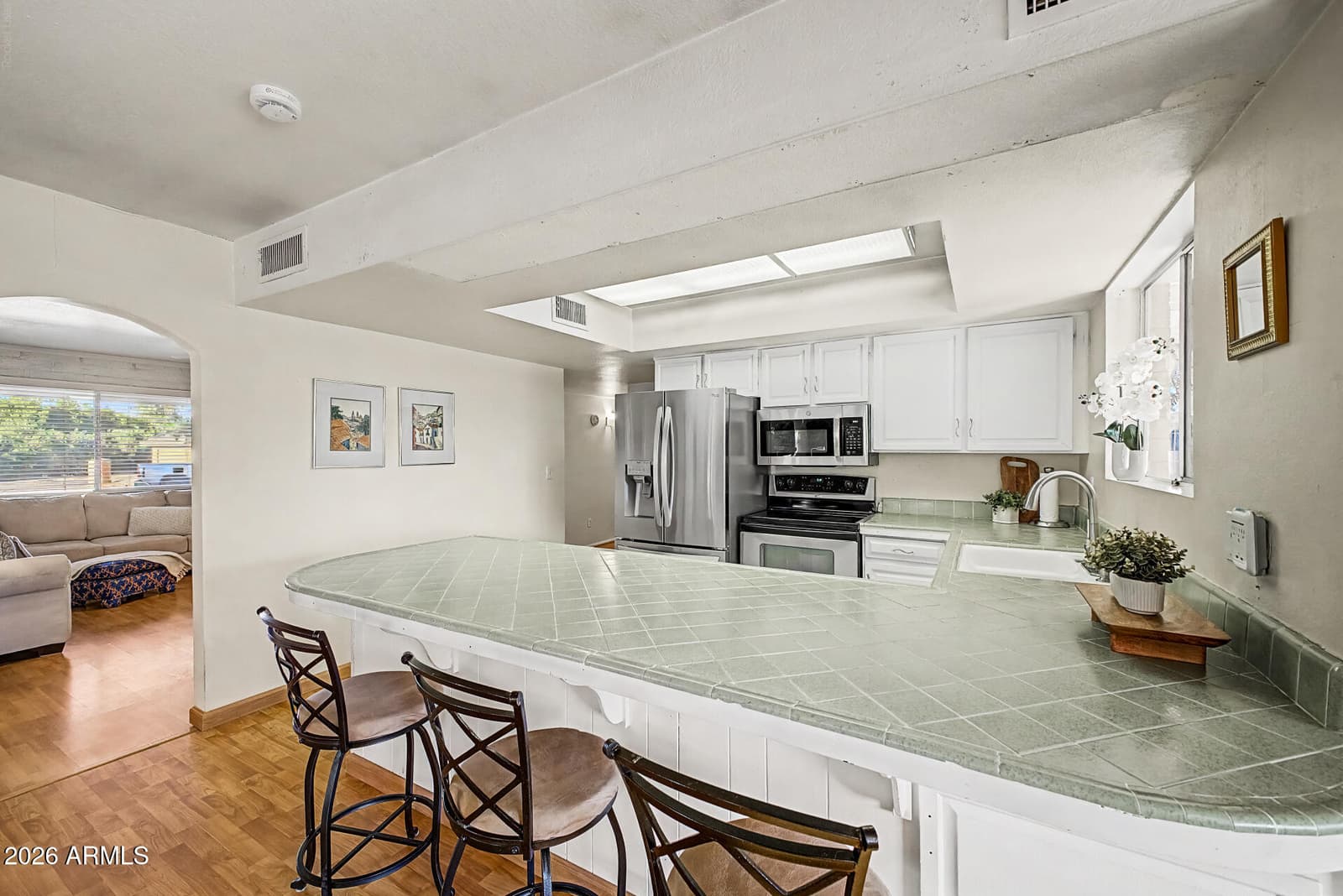 11208 N 38th Place, Phoenix, AZ 85028 — photo 11 of 45