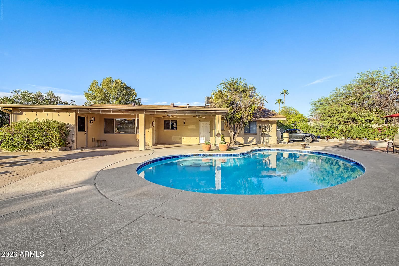 11208 N 38th Place, Phoenix, AZ 85028 — photo 37 of 45