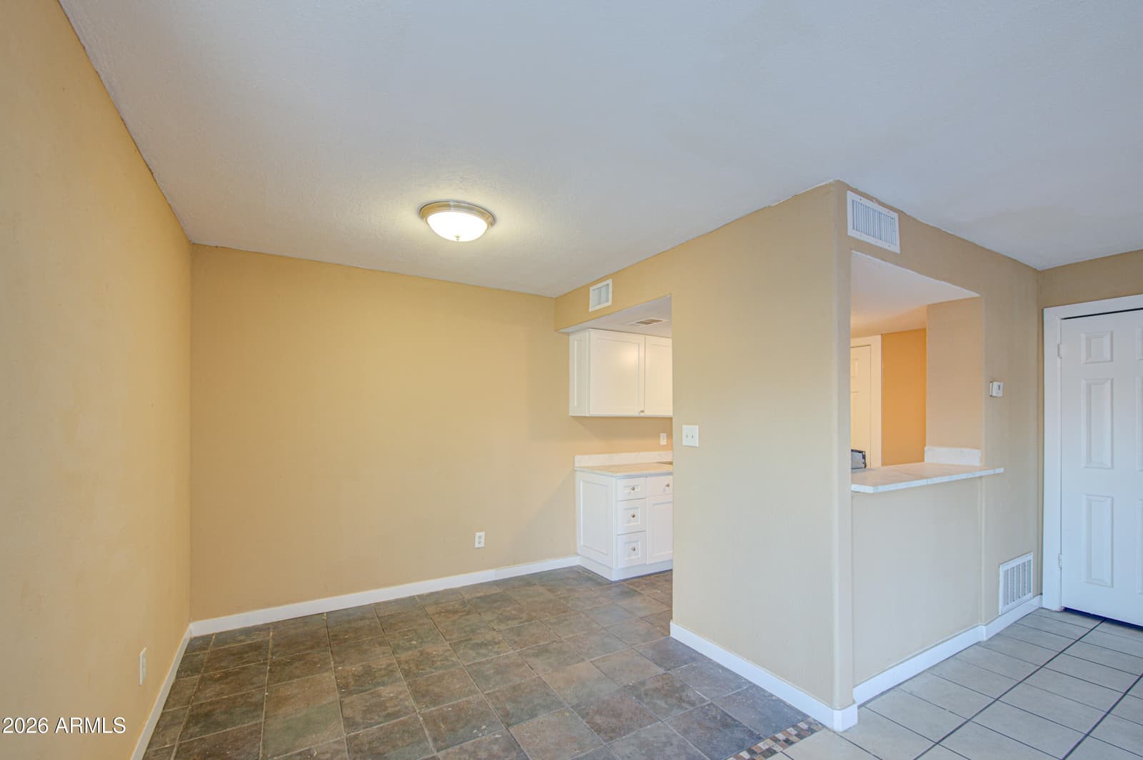 1463 N 53rd Drive, Phoenix, AZ 85043 — photo 11 of 29