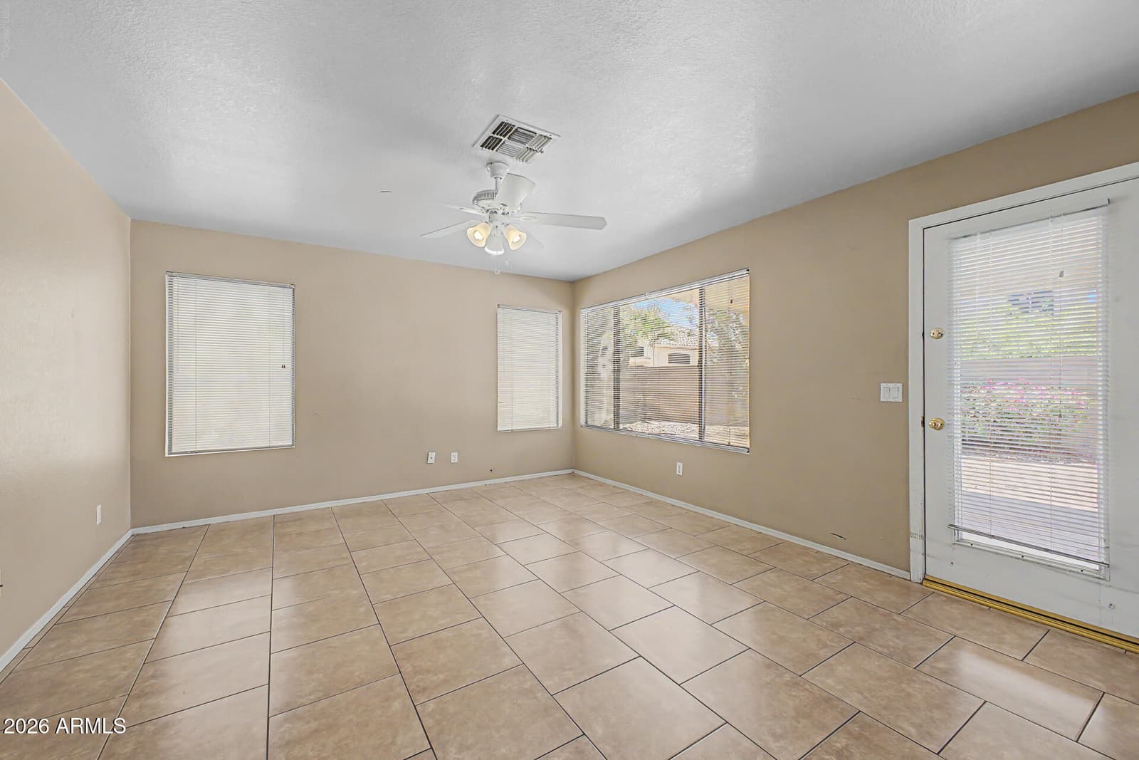 13410 S 47th Way, Phoenix, AZ 85044 — photo 4 of 40