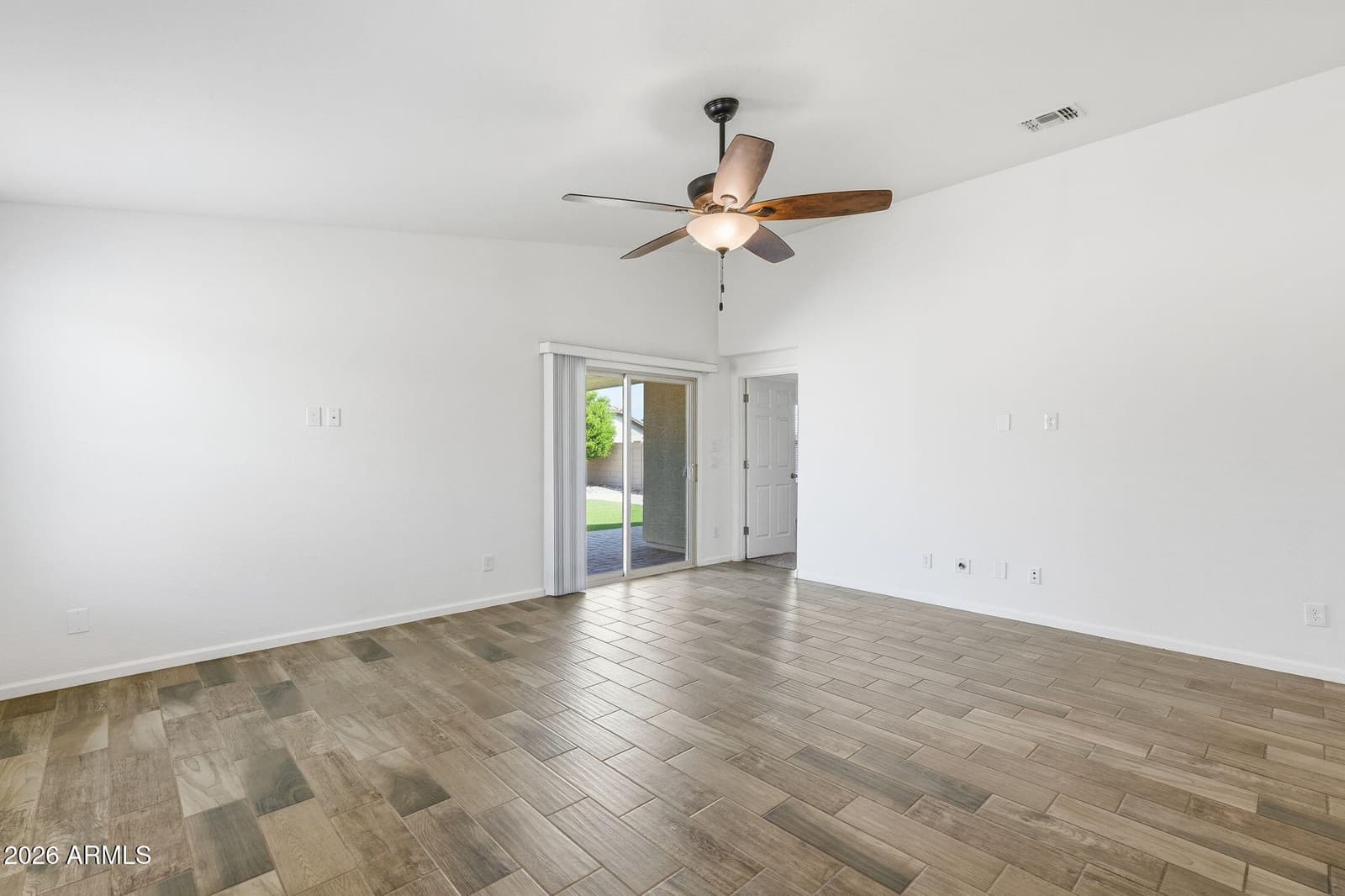 2356 E Dust Devil Drive, San Tan Valley, AZ 85143 — photo 9 of 38