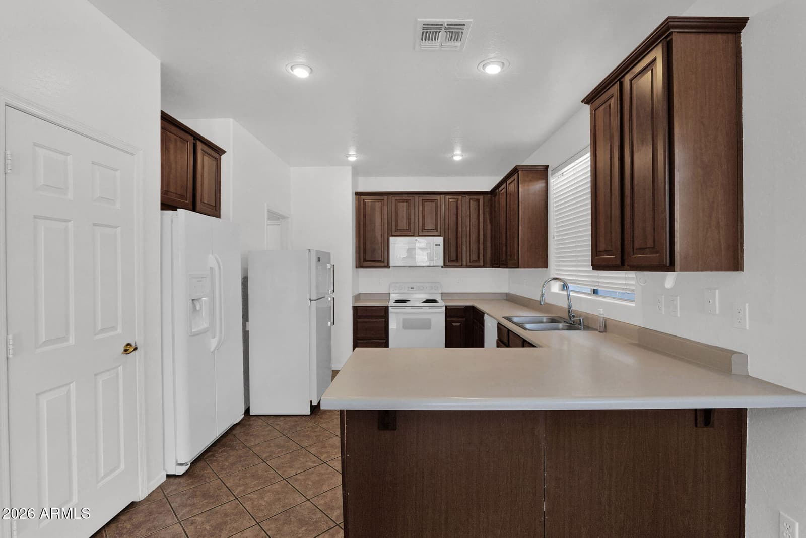 2329 W Carter Road, Phoenix, AZ 85041 — photo 12 of 35
