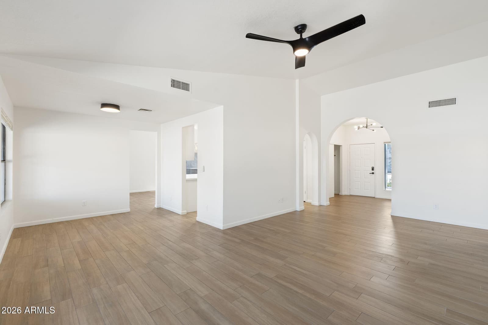 14657 N 91st Lane, Peoria, AZ 85381 — photo 4 of 55