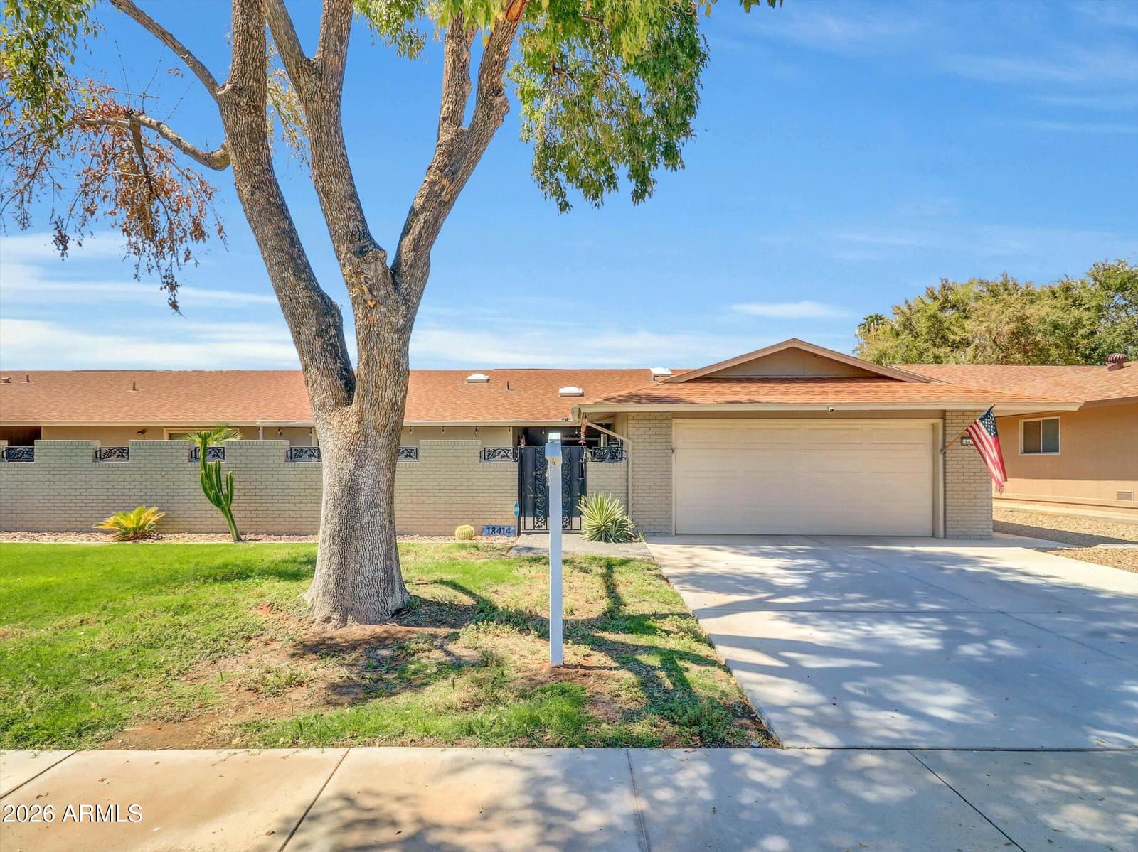 18414 N 104th Avenue, Sun City, AZ 85373 — photo 1 of 46