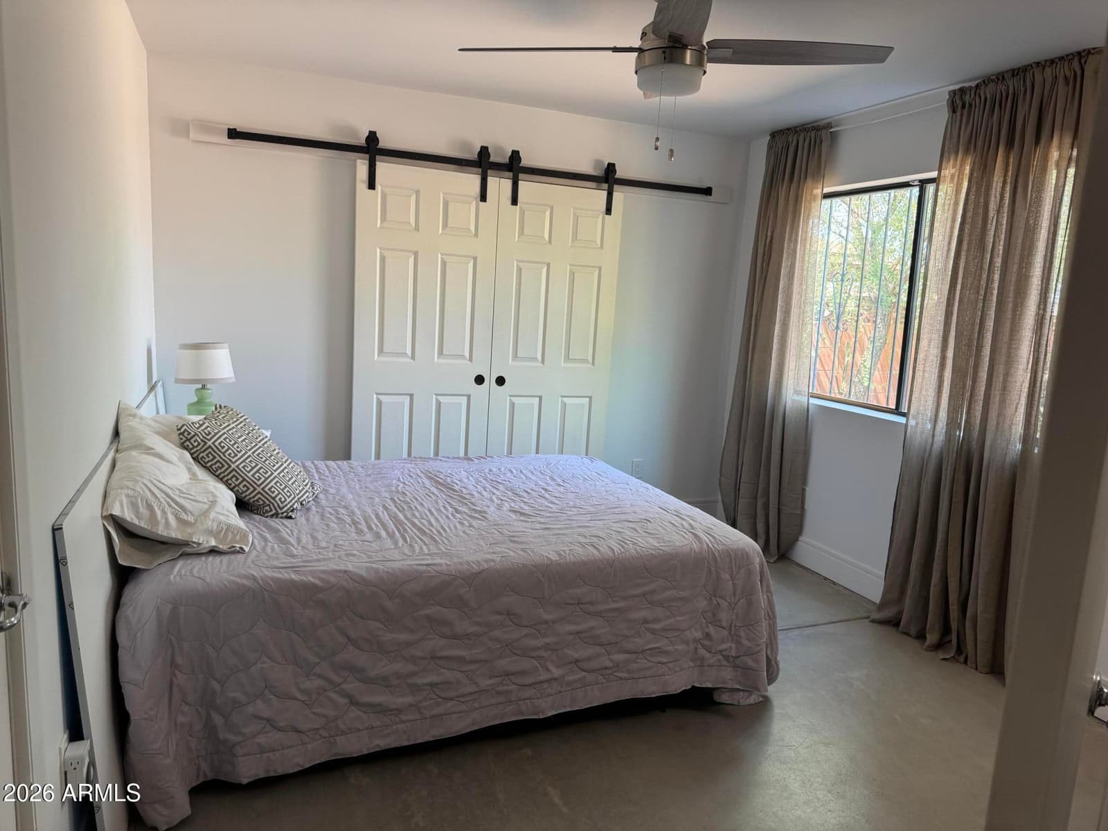 4002 W San Juan Avenue, Phoenix, AZ 85019 — photo 12 of 42