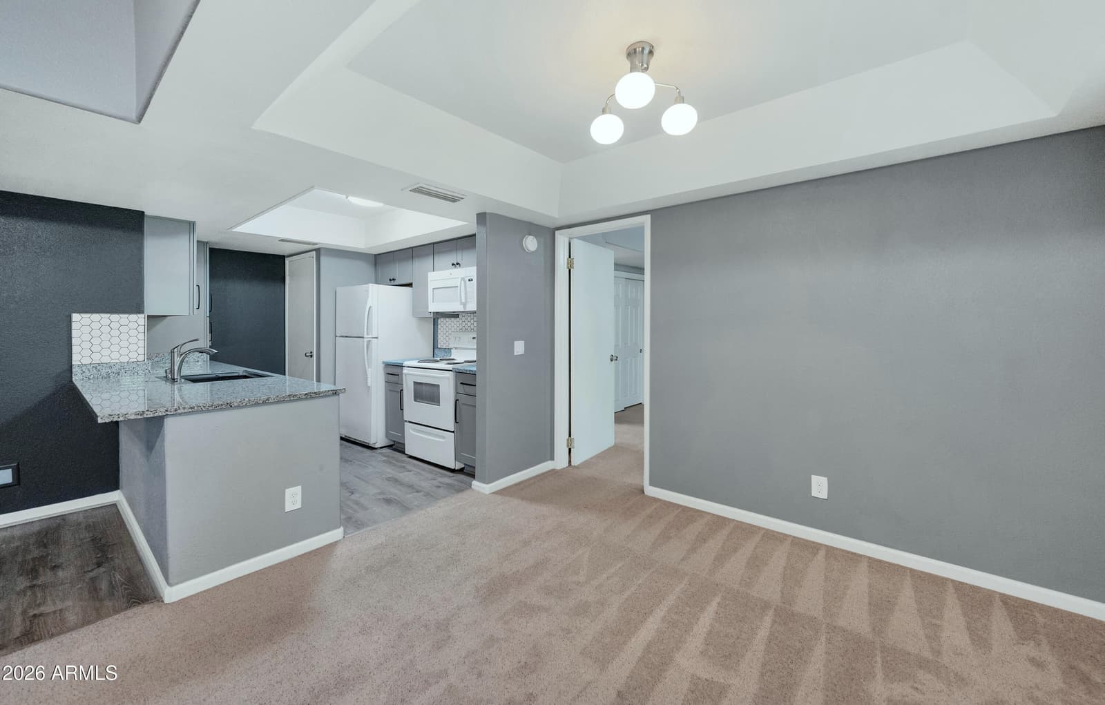 1333 E Morten Avenue 214, Phoenix, AZ 85020 — photo 8 of 18