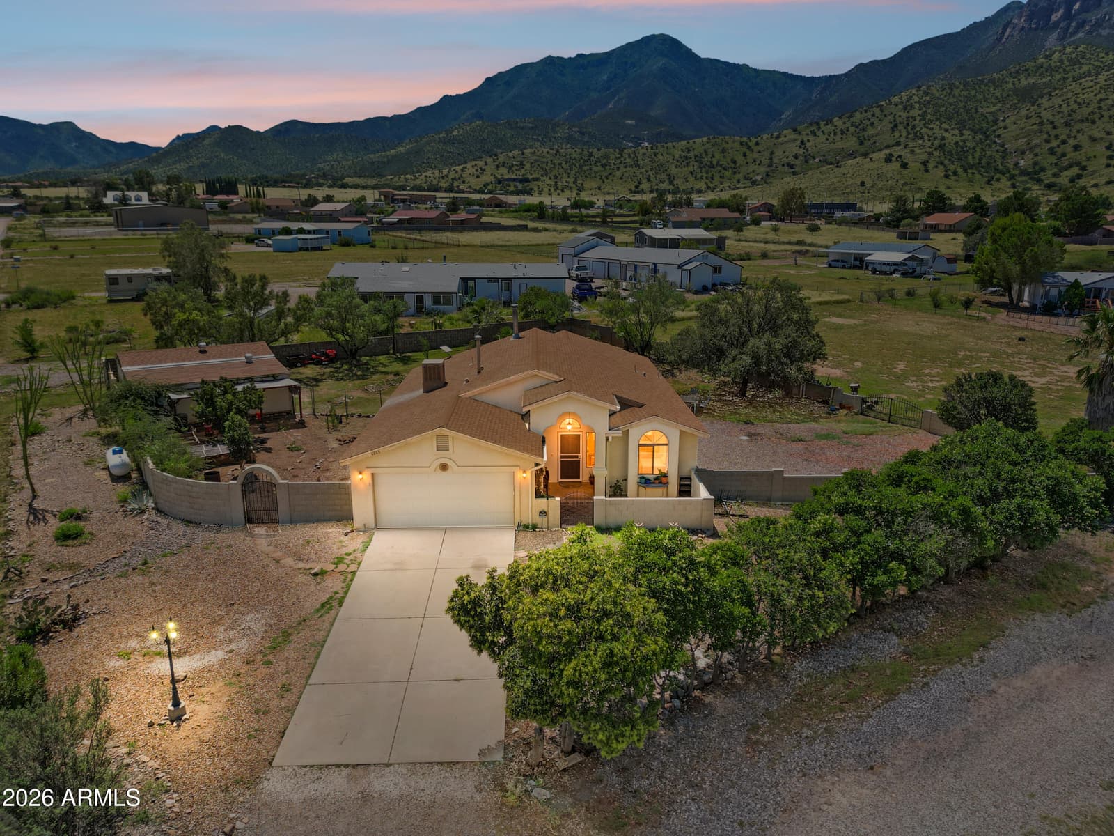 4860 E Franklin Place, Hereford, AZ 85615 — photo 2 of 40