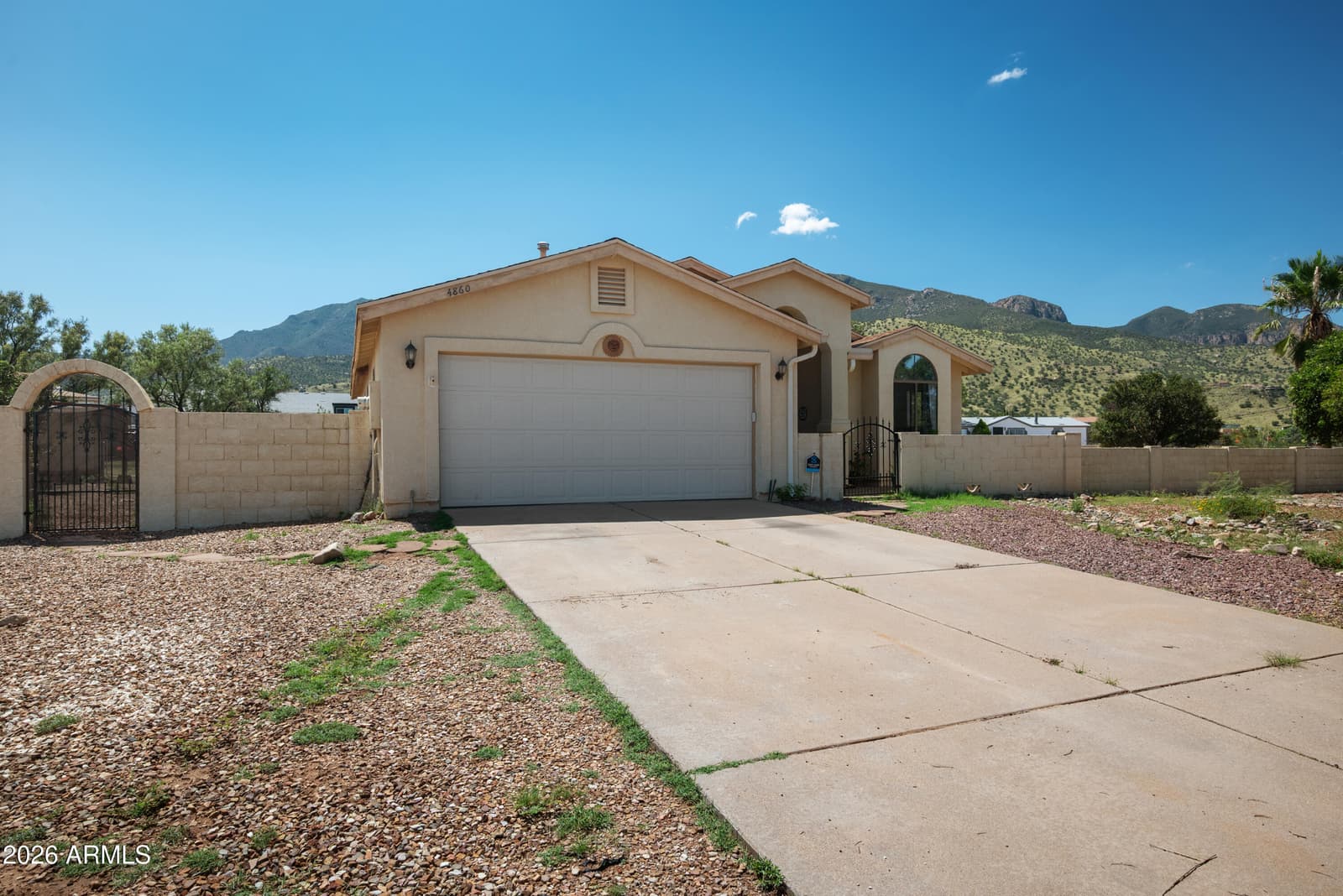 4860 E Franklin Place, Hereford, AZ 85615 — photo 3 of 40