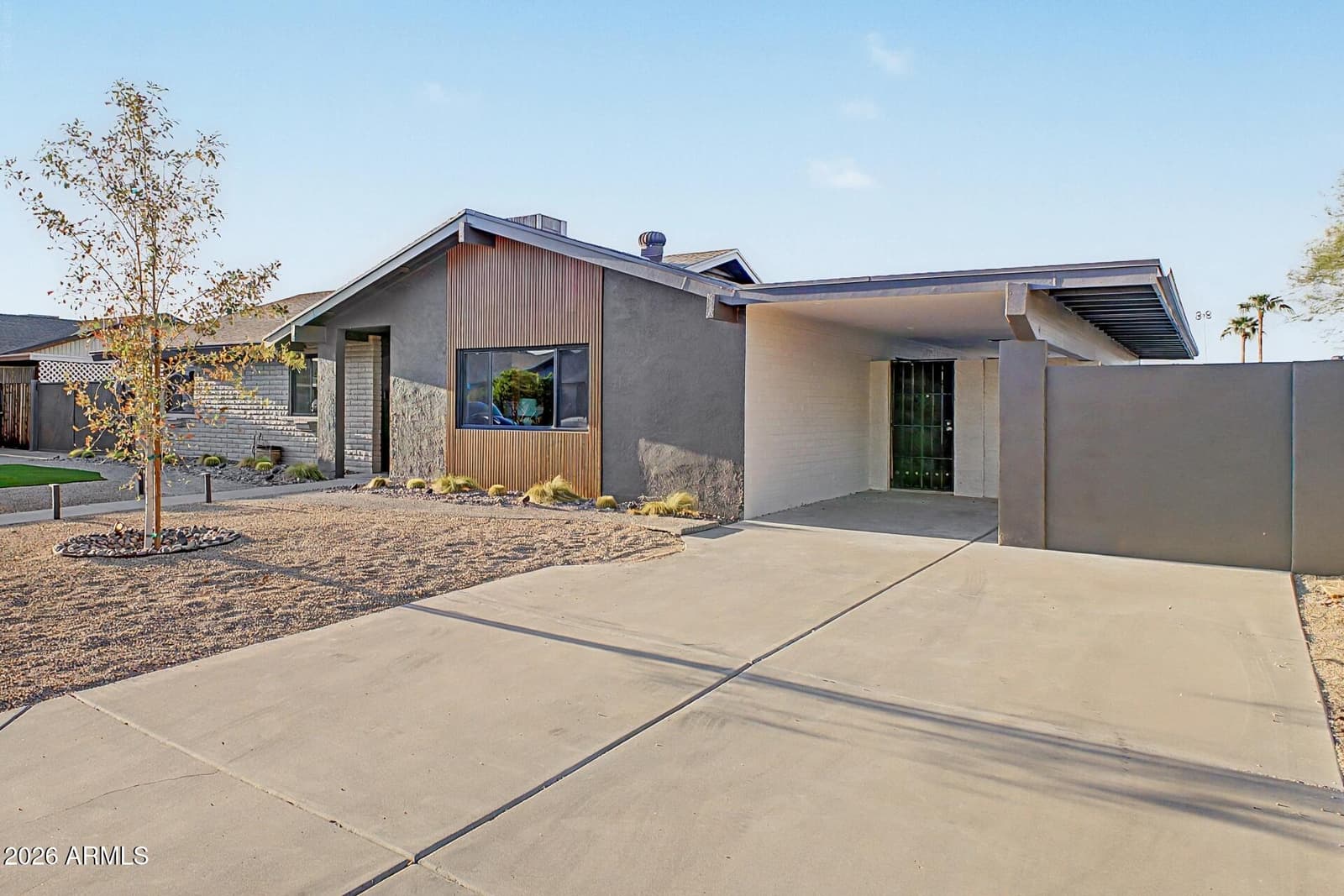 2808 E Lupine Avenue, Phoenix, AZ 85028 — photo 11 of 63