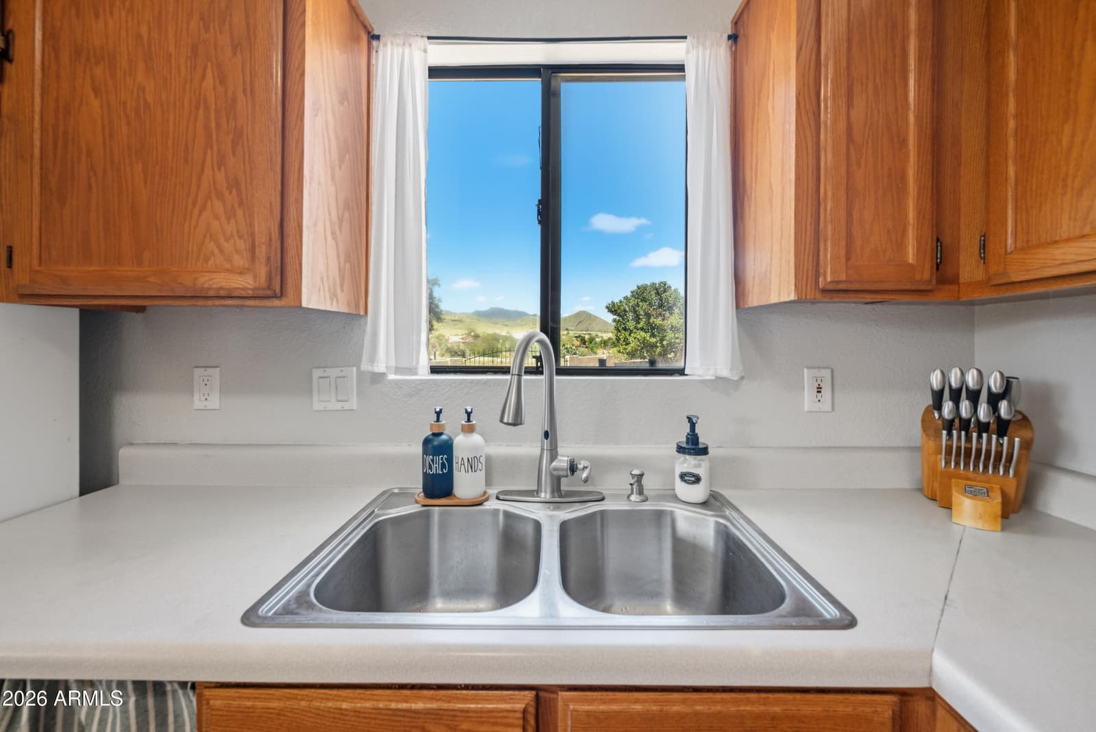 4860 E Franklin Place, Hereford, AZ 85615 — photo 14 of 40