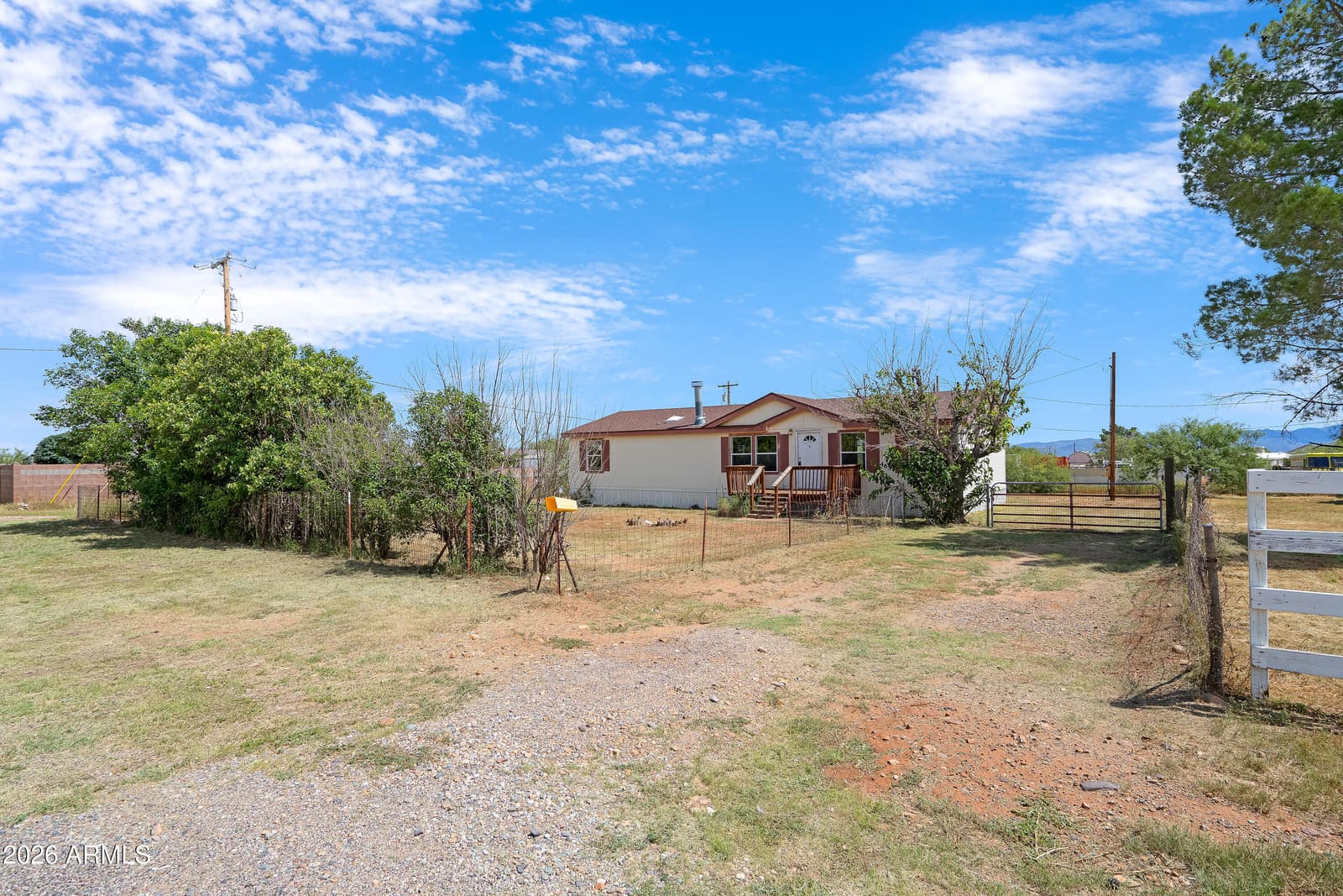4651 S San Pedro Avenue, Sierra Vista, AZ 85650 — photo 2 of 30