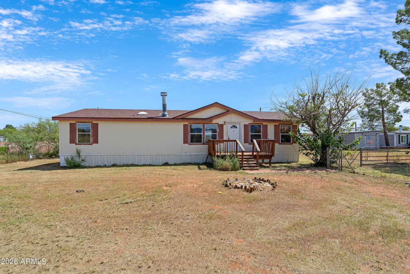 4651 S San Pedro Avenue, Sierra Vista, AZ 85650 — photo 4 of 30