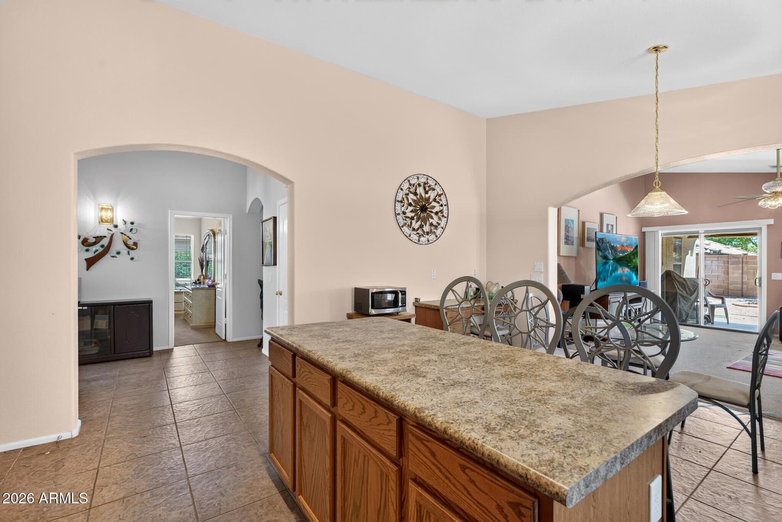 687 E Palomino Way, San Tan Valley, AZ 85143 — photo 15 of 49