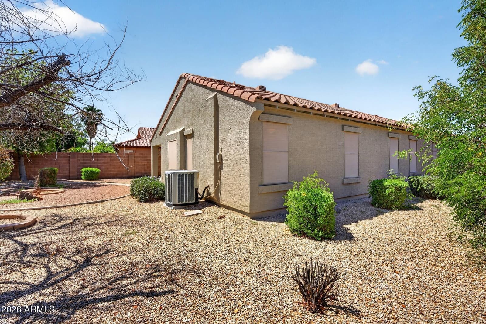 687 E Palomino Way, San Tan Valley, AZ 85143 — photo 44 of 49