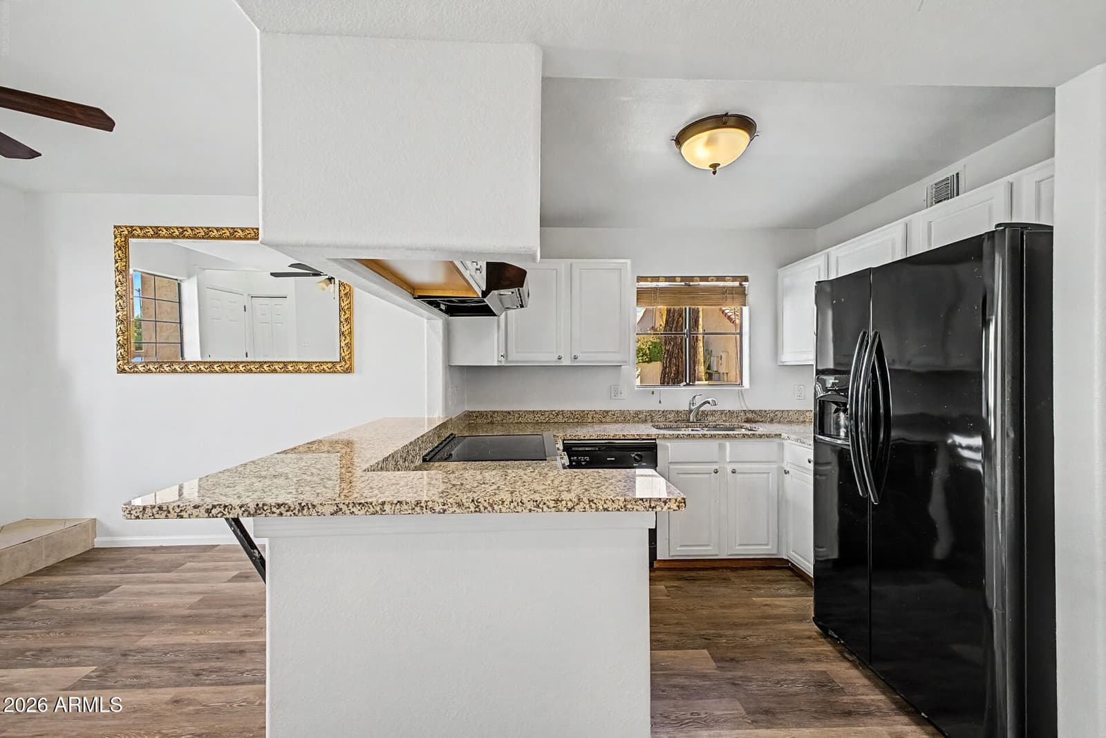1025 E Highland Avenue 32, Phoenix, AZ 85014 — photo 7 of 19