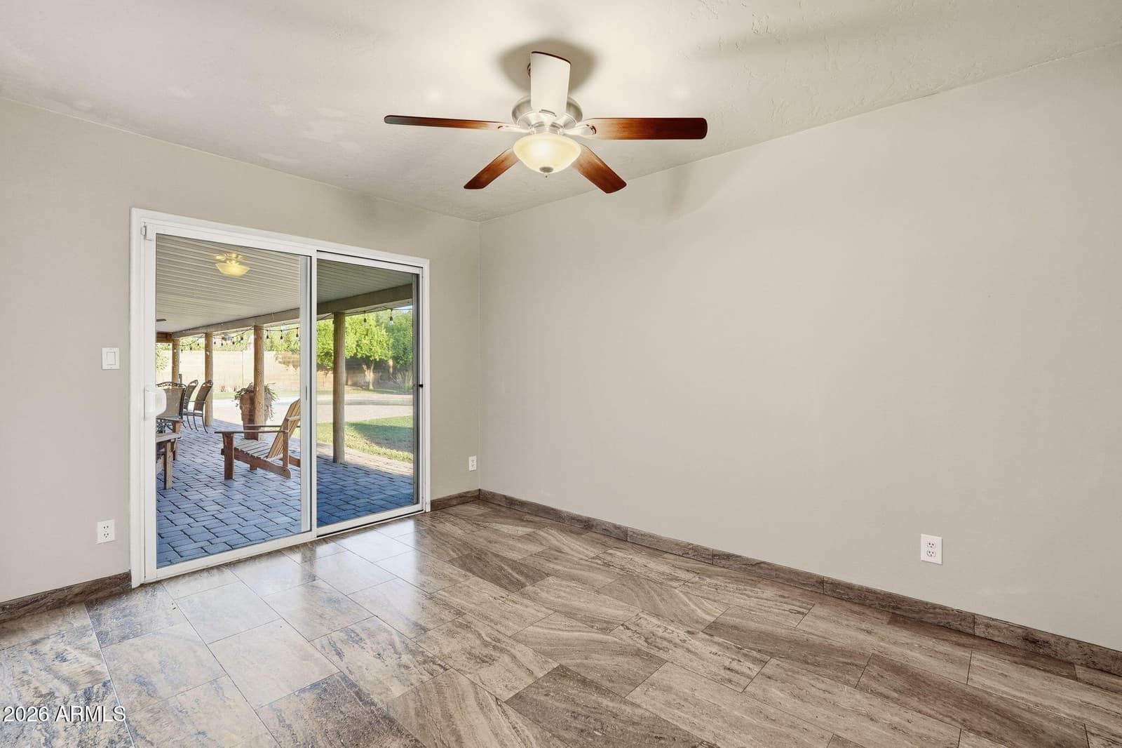 19 E Canterbury Court, Phoenix, AZ 85022 — photo 31 of 40