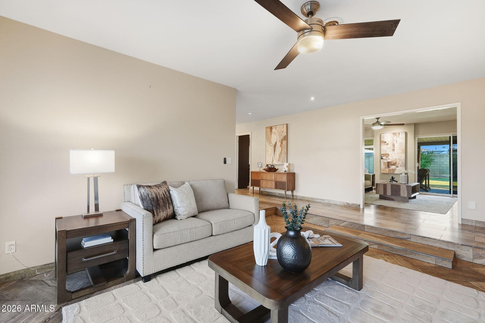 19 E Canterbury Court, Phoenix, AZ 85022 — photo 9 of 40