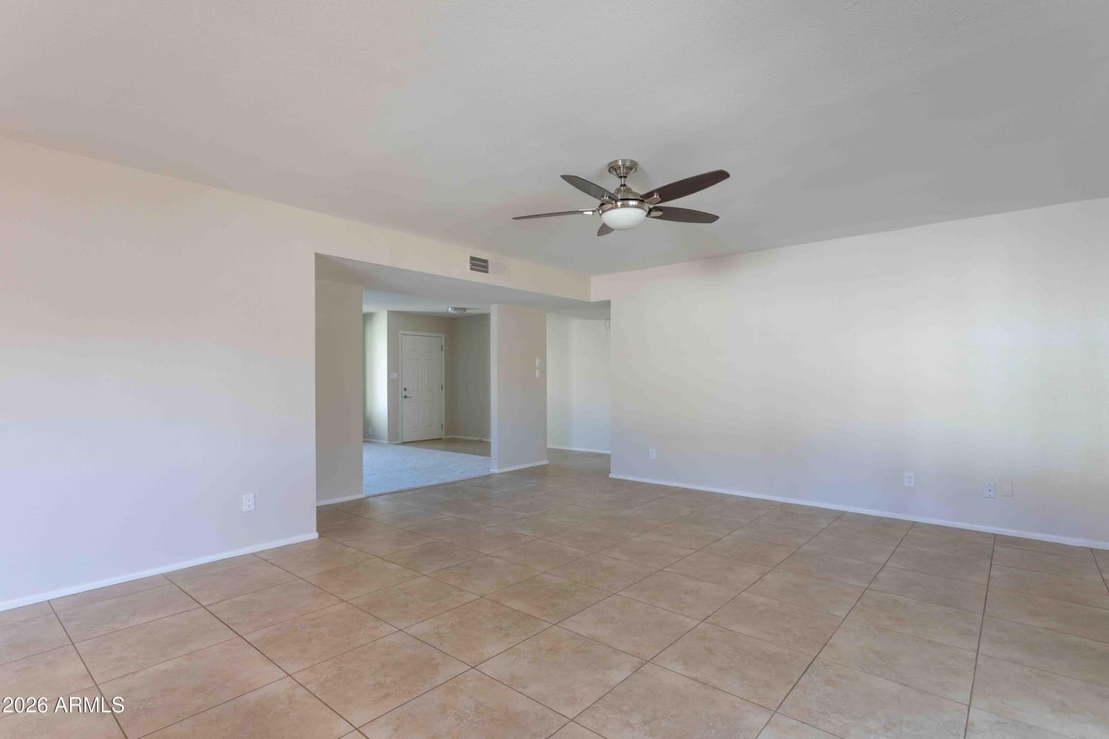 3658 W Aire Libre Avenue, Phoenix, AZ 85053 — photo 10 of 34