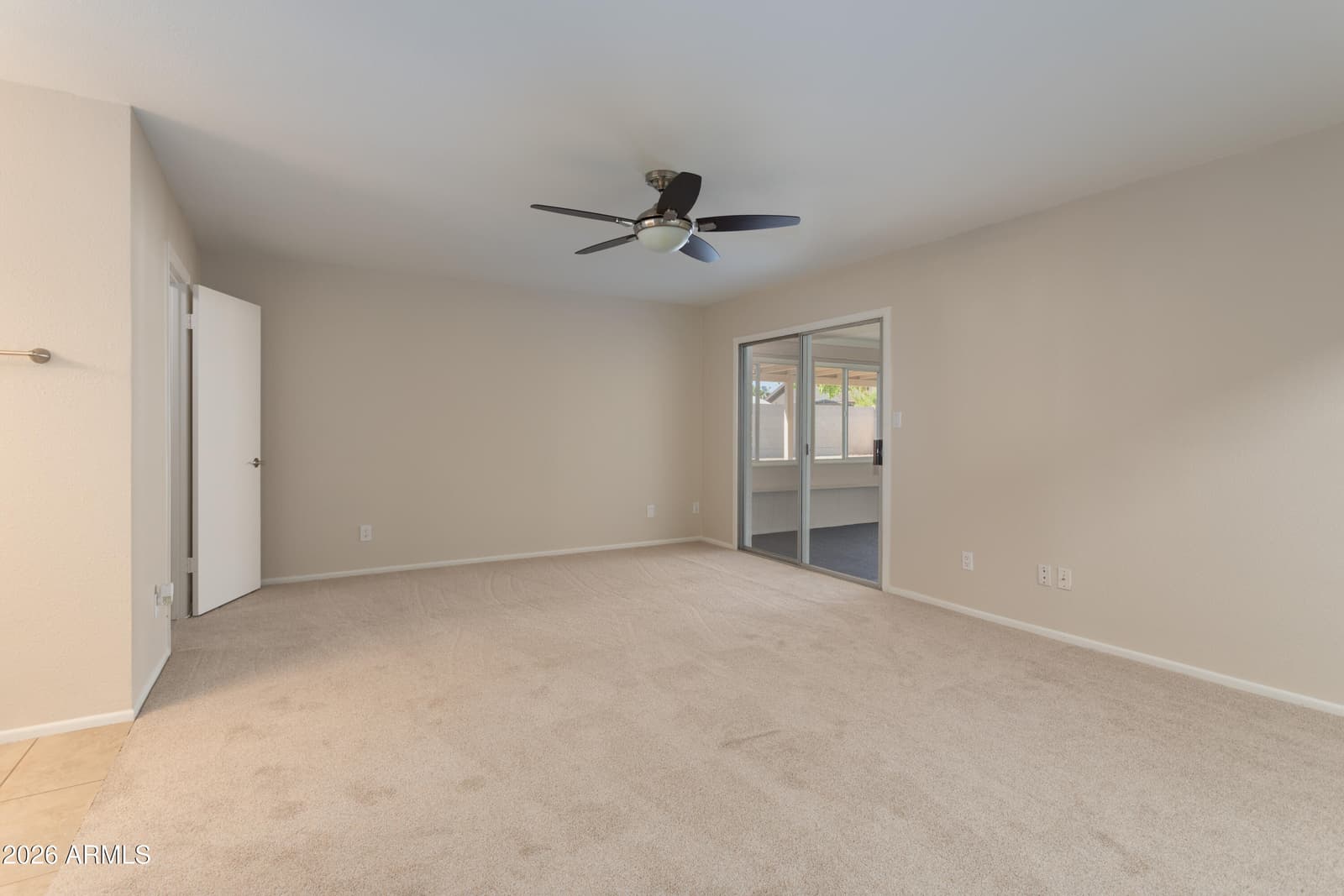 3658 W Aire Libre Avenue, Phoenix, AZ 85053 — photo 13 of 34