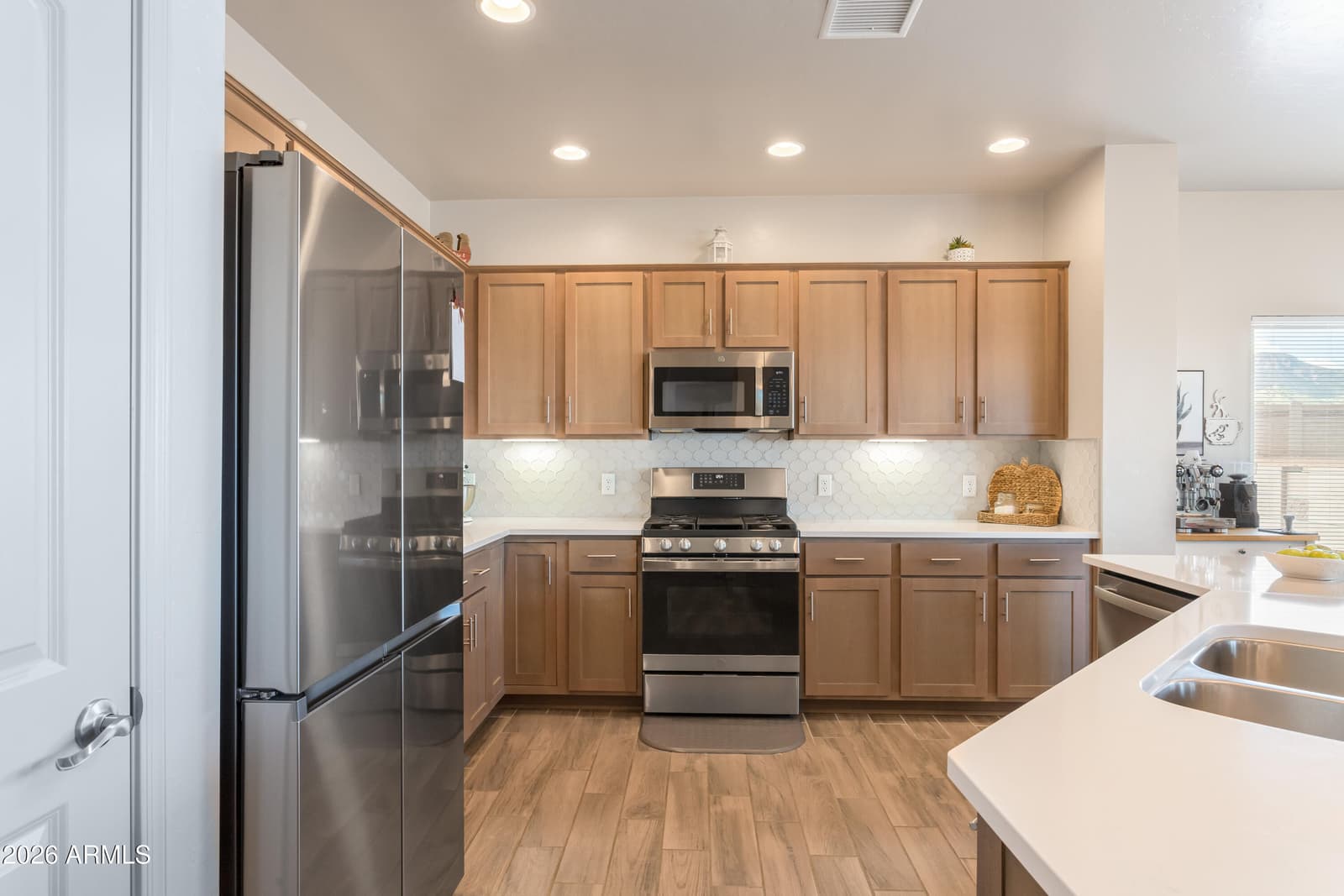 6733 E Vaquero Circle, Hereford, AZ 85615 — photo 11 of 41