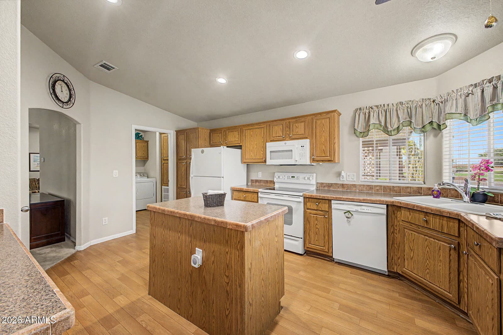 2208 W Baseline Avenue 3, Apache Junction, AZ 85120 — photo 13 of 32