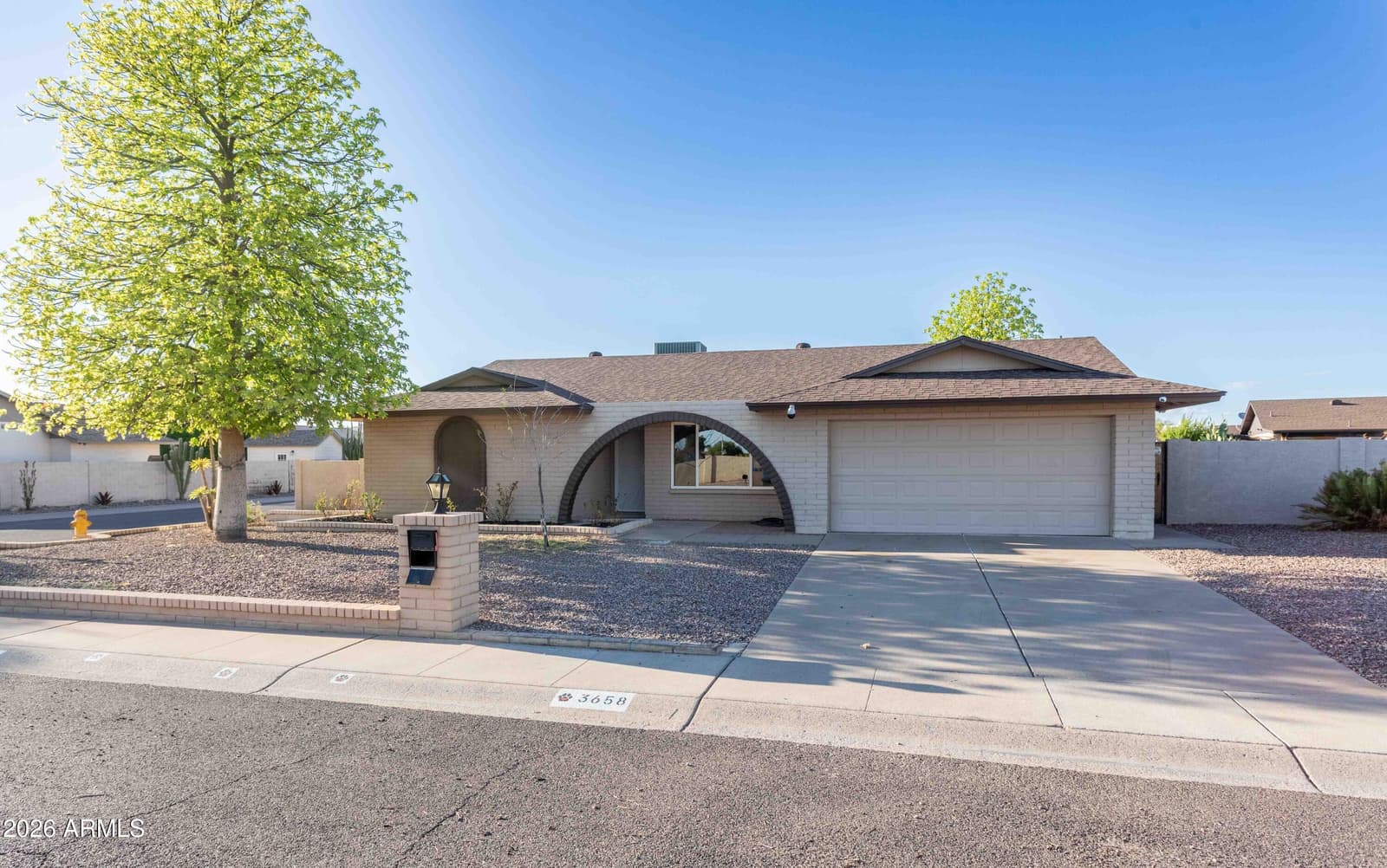 3658 W Aire Libre Avenue, Phoenix, AZ 85053 — photo 27 of 34