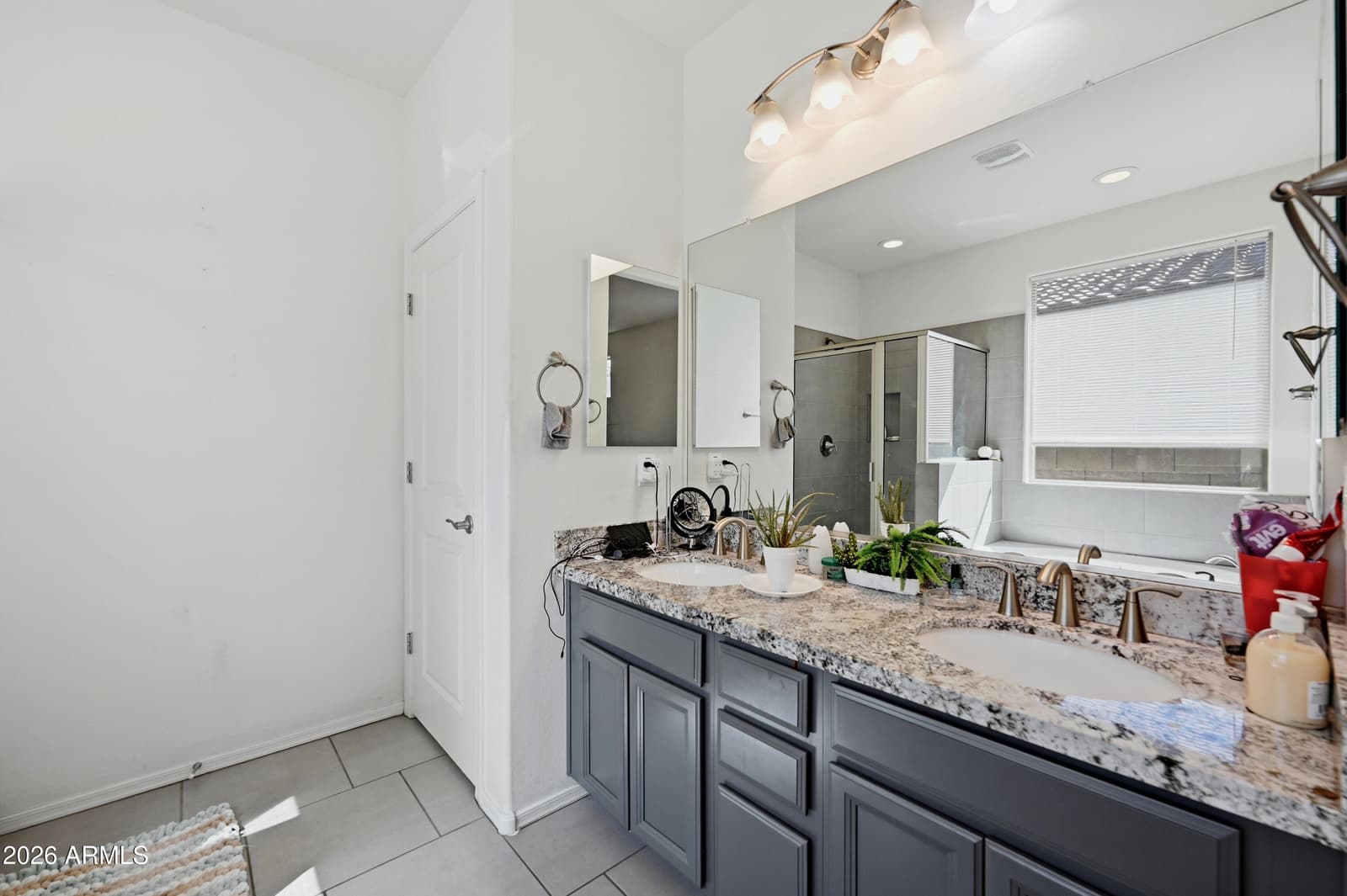 2723 W Apollo Road, Phoenix, AZ 85041 — photo 10 of 17