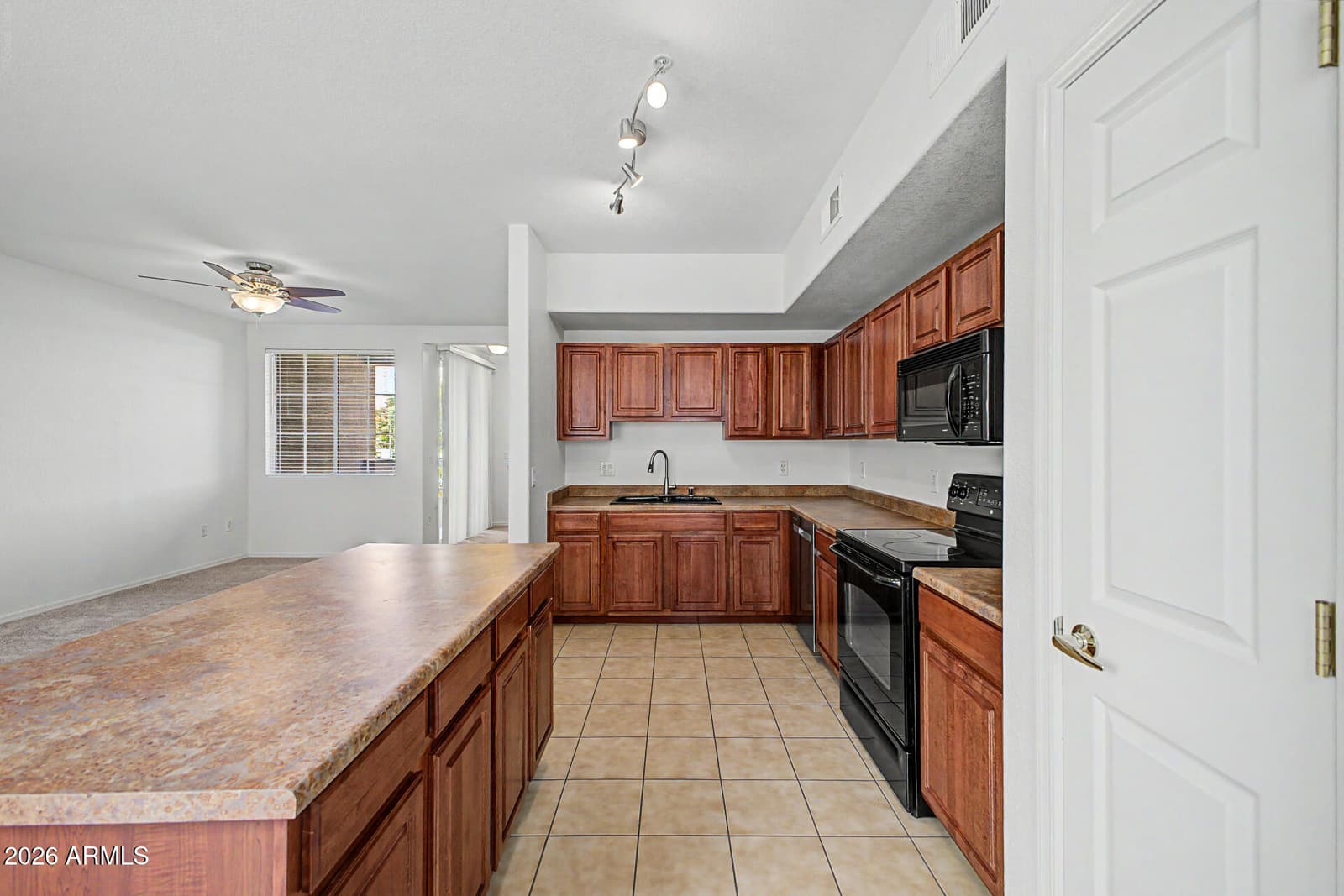 18250 N Cave Creek Road N 144, Phoenix, AZ 85032 — photo 7 of 26