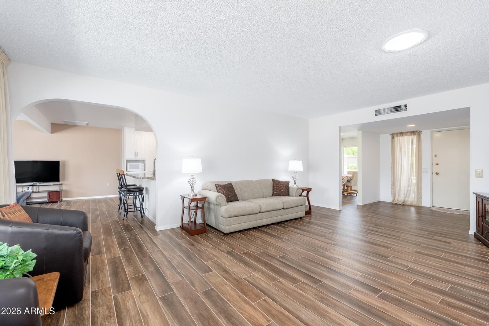 9811 W Redwood Drive, Sun City, AZ 85351 — photo 6 of 31