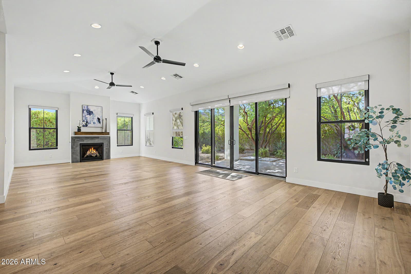 8718 N 9th Avenue, Phoenix, AZ 85021 — photo 12 of 53