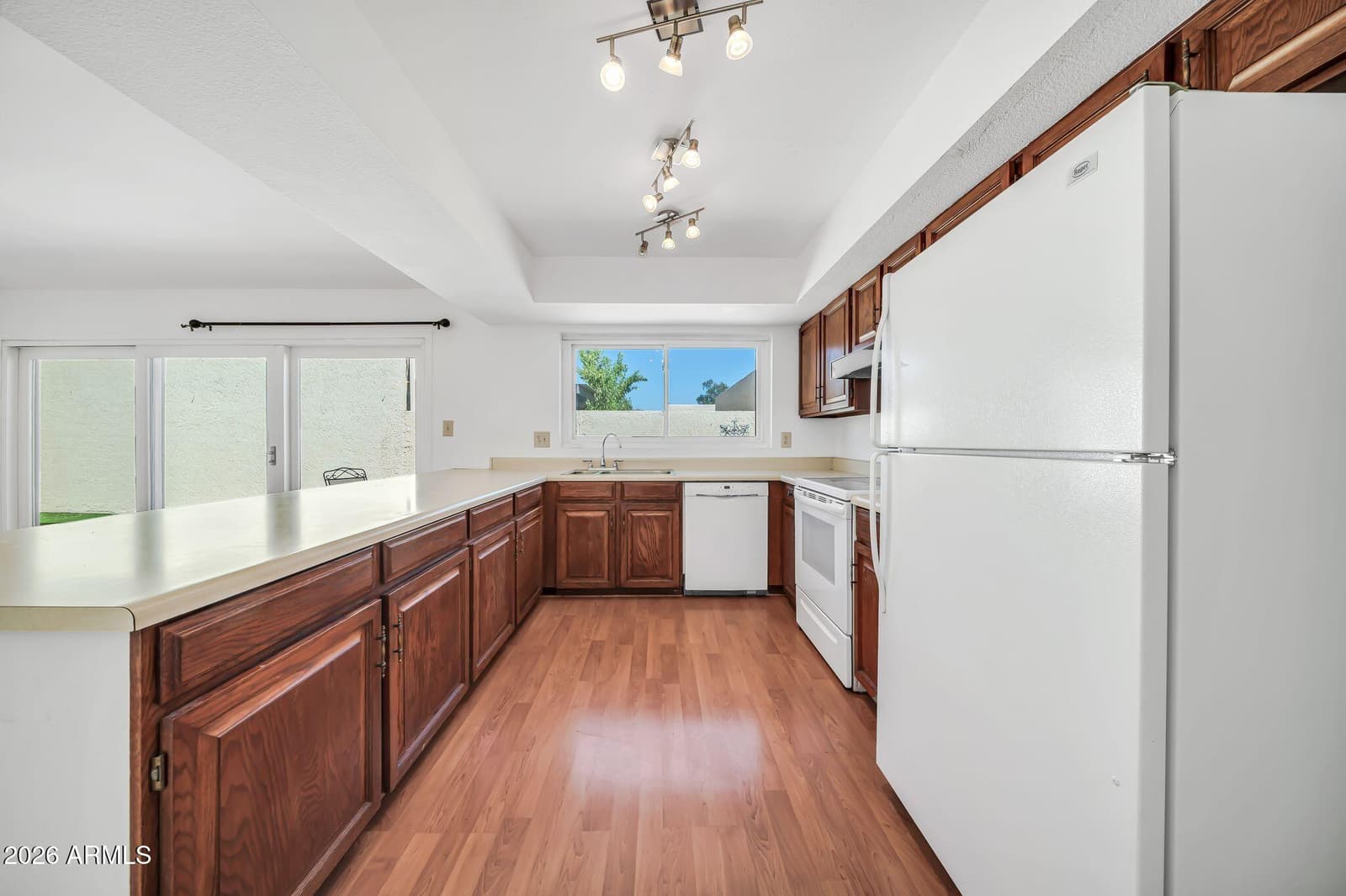 6209 N 22nd Drive, Phoenix, AZ 85015 — photo 12 of 32