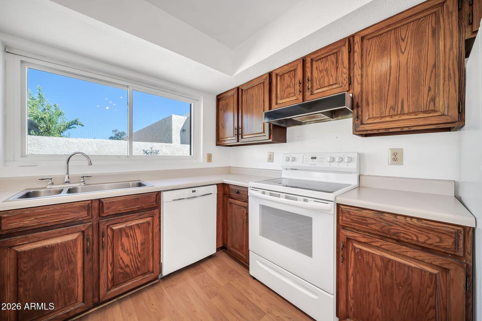 6209 N 22nd Drive, Phoenix, AZ 85015 — photo 14 of 32