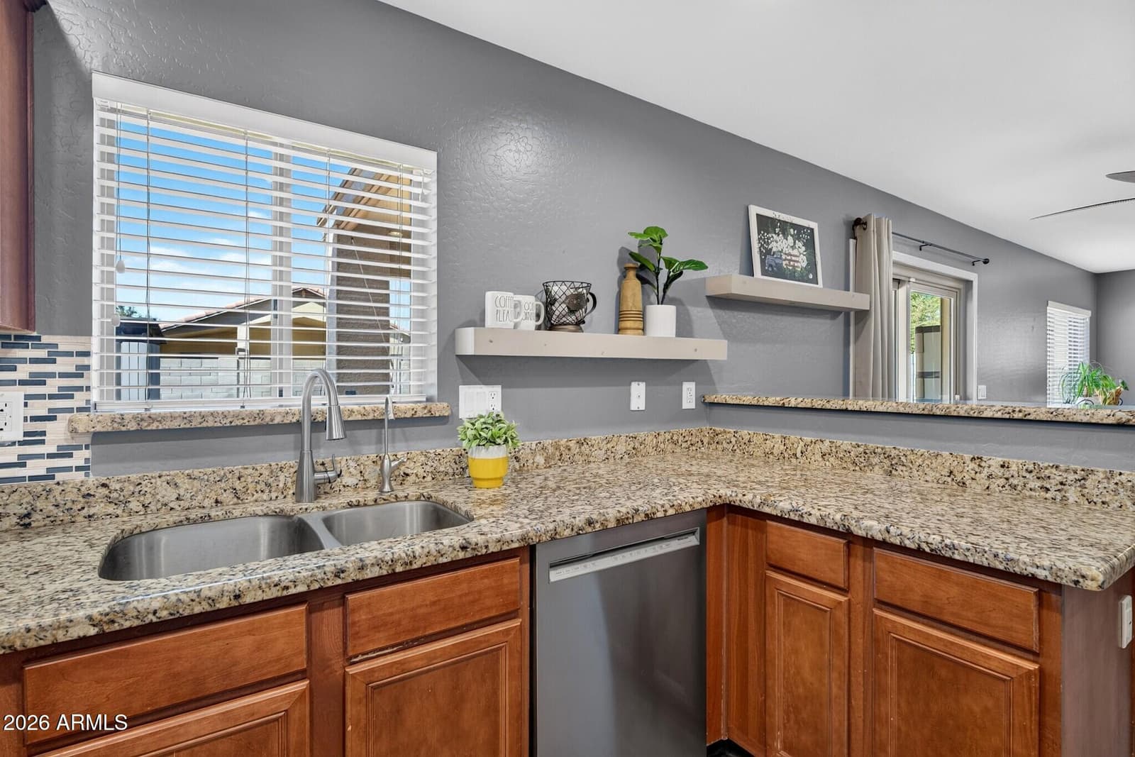 3612 E Austin Lane, San Tan Valley, AZ 85140 — photo 5 of 42