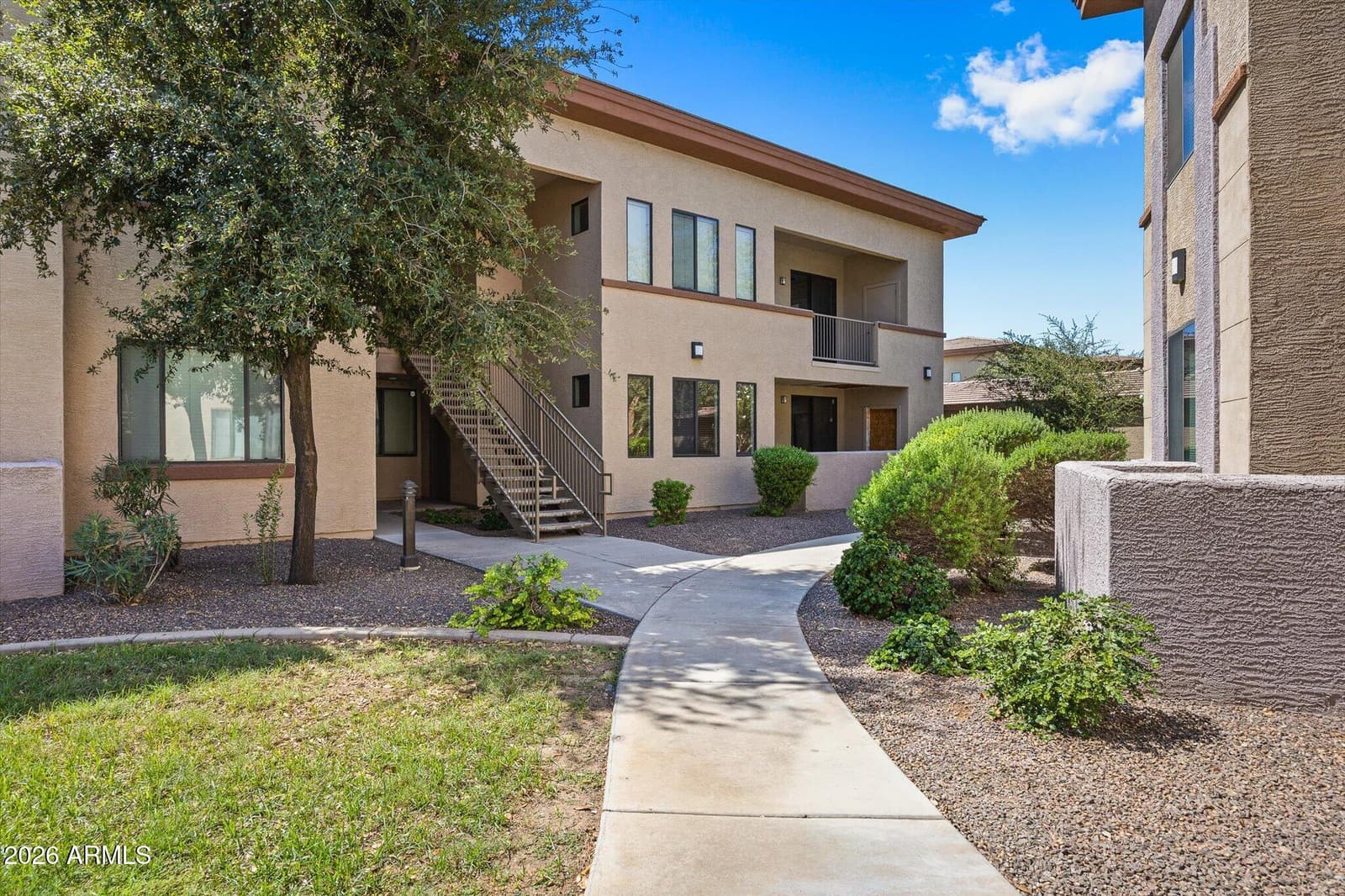 3330 S Gilbert Road 2006, Chandler, AZ 85286 — photo 2 of 38