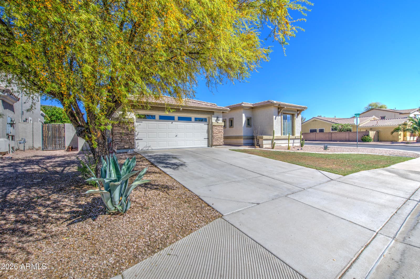 128 E Caribbean Drive, Casa Grande, AZ 85122 — photo 1 of 44