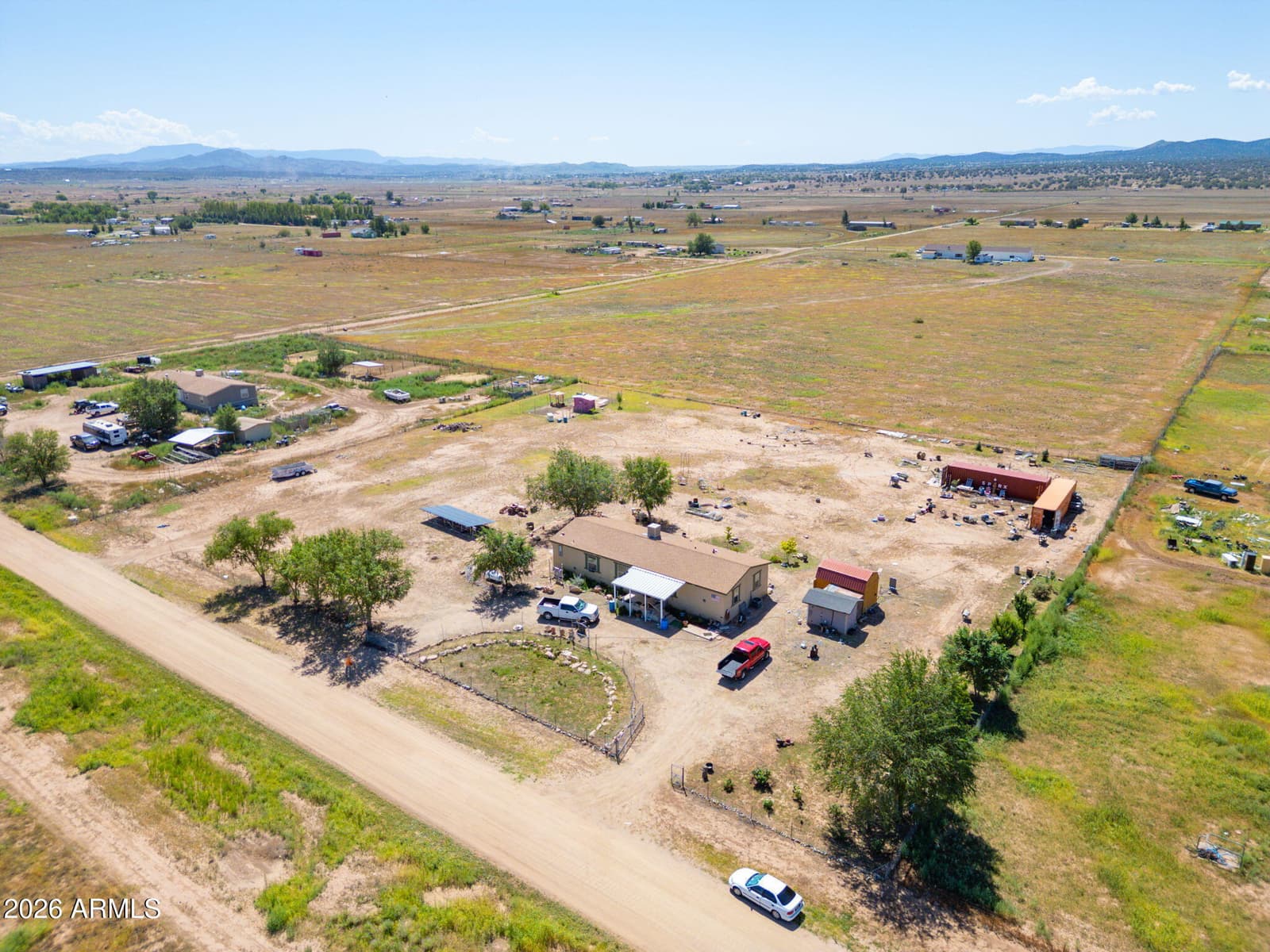 2575 W Annie Road, Paulden, AZ 86334 — photo 4 of 36