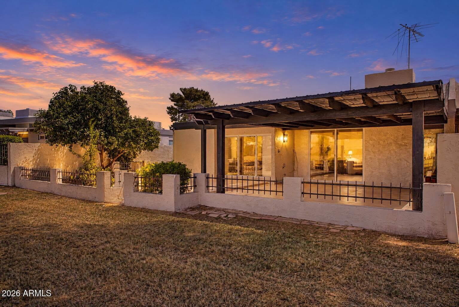 118 W Tam Oshanter Drive, Phoenix, AZ 85023 — photo 36 of 55
