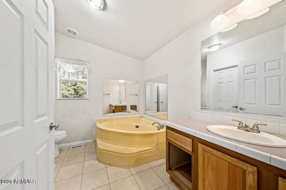 2421 W Thornton Road, Show Low, AZ 85901 — photo 22 of 48