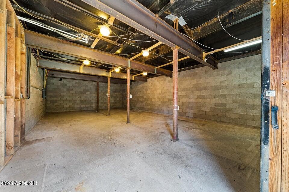 2421 W Thornton Road, Show Low, AZ 85901 — photo 44 of 48