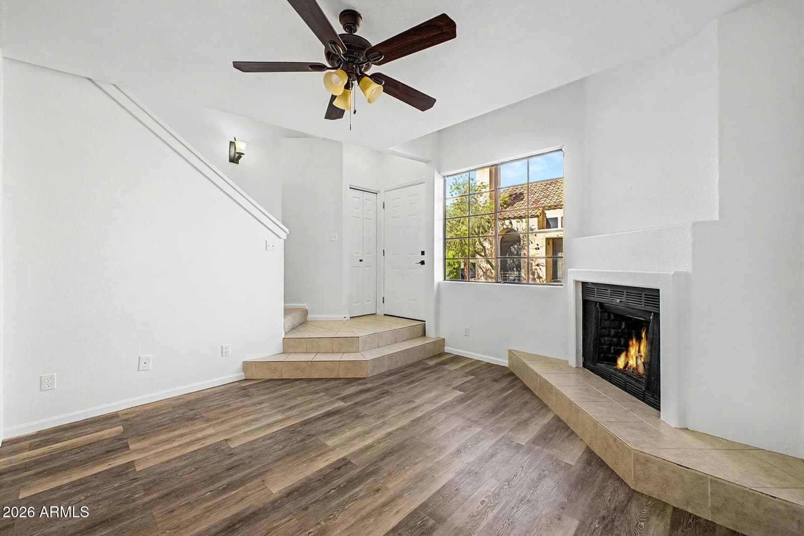 1025 E Highland Avenue 32, Phoenix, AZ 85014 — photo 4 of 19