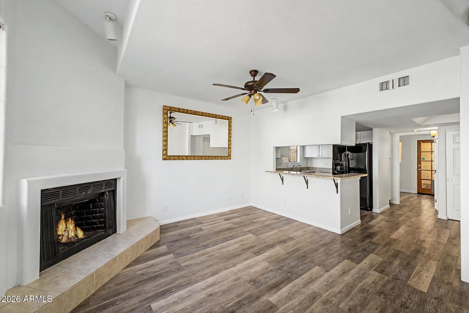 1025 E Highland Avenue 32, Phoenix, AZ 85014 — photo 6 of 19